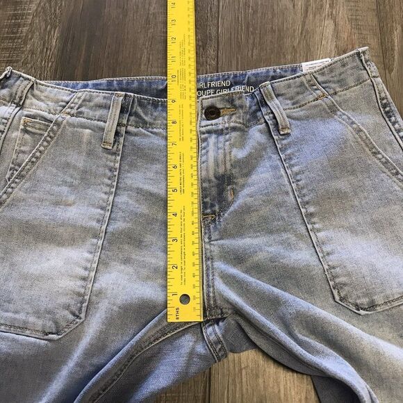 Gap Girlfriend Coupe Girlfriend Womens Light Wash Indigo Patch Pocket Size 8/29 - Picture 7 of 12